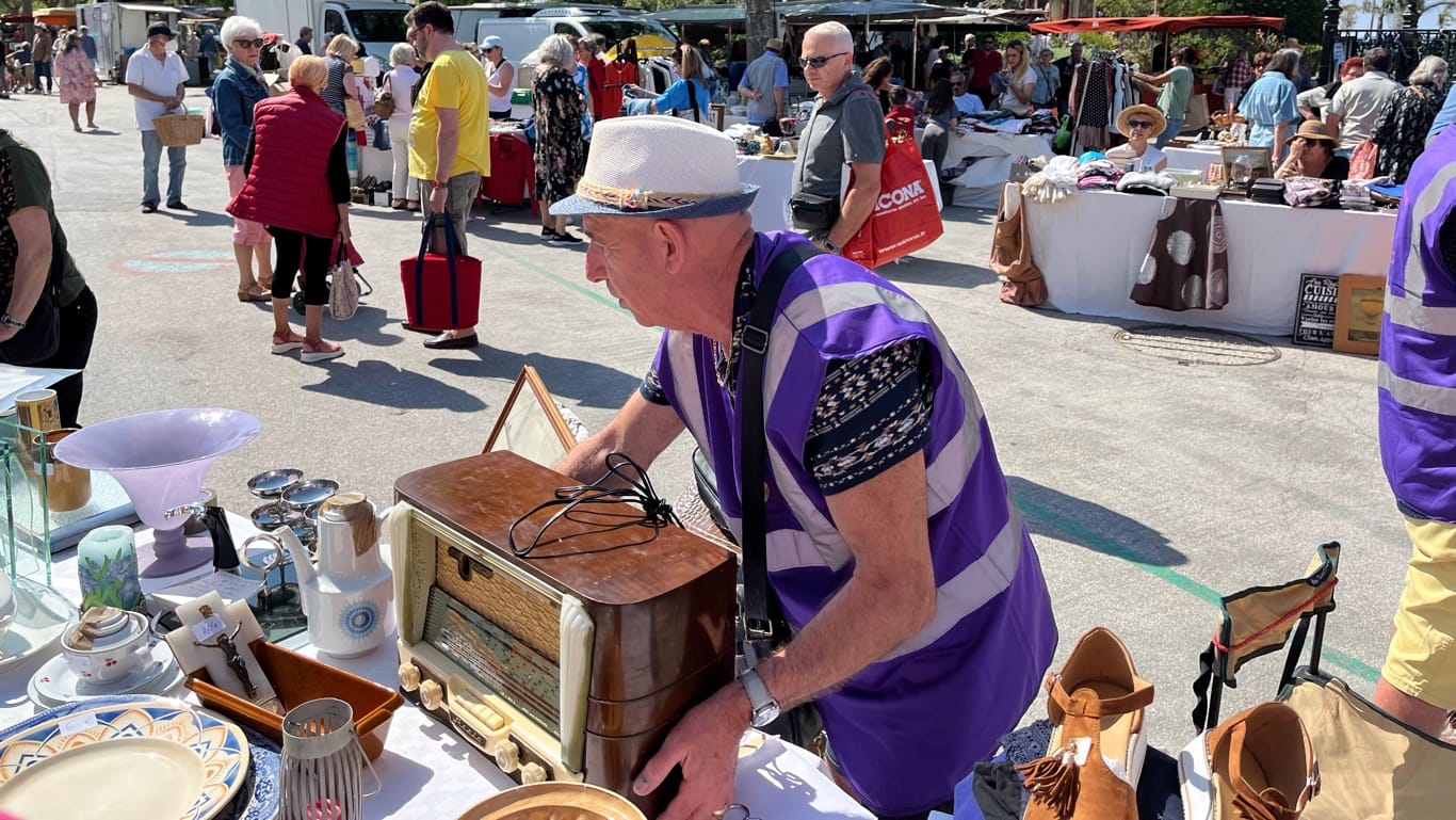 94172412-FAEB-4C35-8AB4-0537A734430A